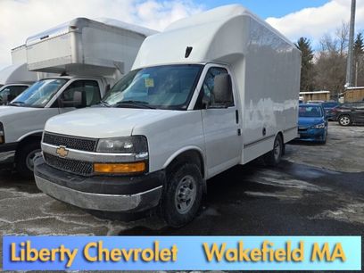 New 2026 Chevrolet Express 3500 1WT w/ Power Convenience Package