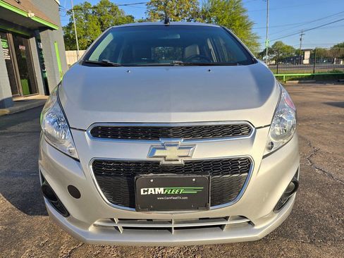 Used 2015 Chevrolet Spark LT image 4