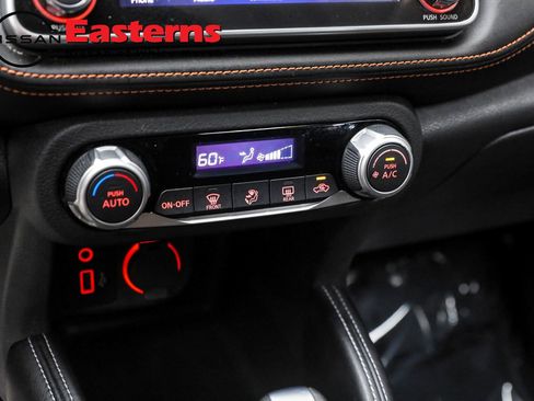 Used 2020 Nissan Kicks SR image 40