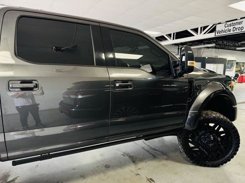 Used 2020 Ford F450 Lariat w/ Lariat Ultimate Package AWD/4WD image 4