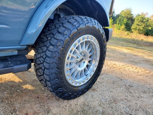 Used 2021 Ford Bronco Outer Banks image 18