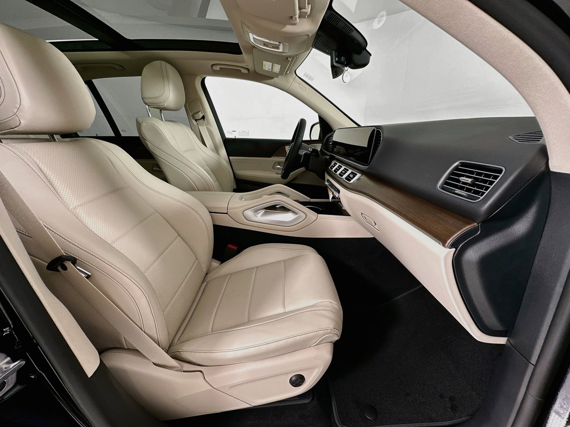 New 2026 Mercedes-Benz GLE 450 4MATIC image 31