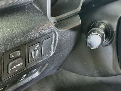 Used 2013 Toyota 4Runner Limited AWD/4WD image 11