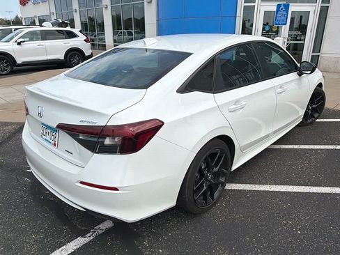 Used 2025 Honda Civic Sport image 5