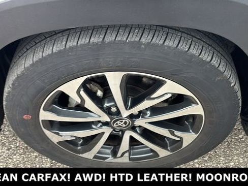 Used 2023 Toyota Corolla Cross XLE w/ Convenience Package image 33