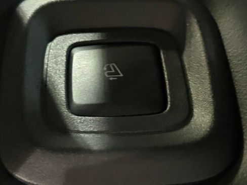 New 2026 Lincoln Navigator Reserve AWD/4WD image 70