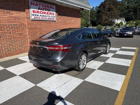 Used 2015 Toyota Avalon XLE Touring image 3