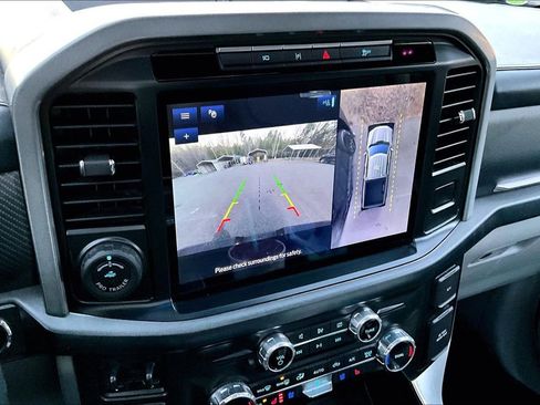 Used 2022 Ford F150 Limited image 11