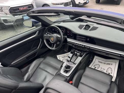 Used 2022 Porsche 911 Carrera RWD image 9