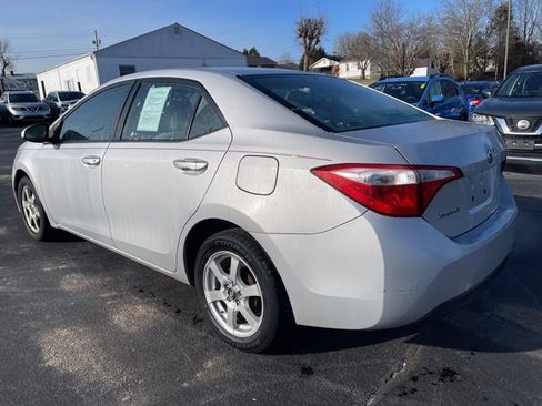 Used 2014 Toyota Corolla LE image 6