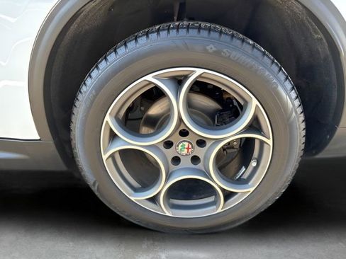 Used 2019 Alfa Romeo Stelvio Ti image 26