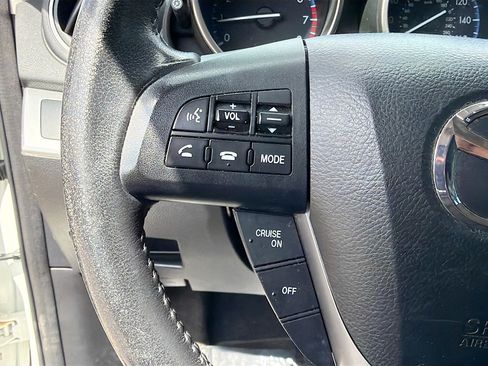 Used 2013 MAZDA MAZDA3 i Touring w/ Preferred Equipment Pkg image 33