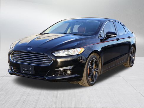 Used 2016 Ford Fusion Titanium w/ Terracotta Package image 4
