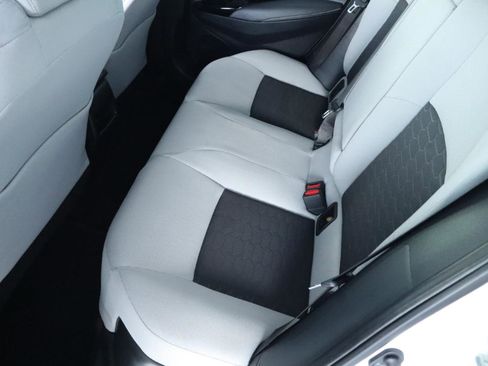 Used 2022 Toyota Corolla SE FWD image 30
