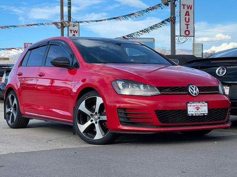 Used 2015 Volkswagen GTI SE w/ Lighting Package (SEL) image 16