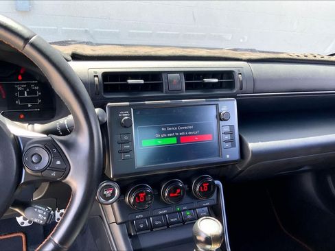 Used 2025 Toyota GR86 Hakone Edition RWD image 14