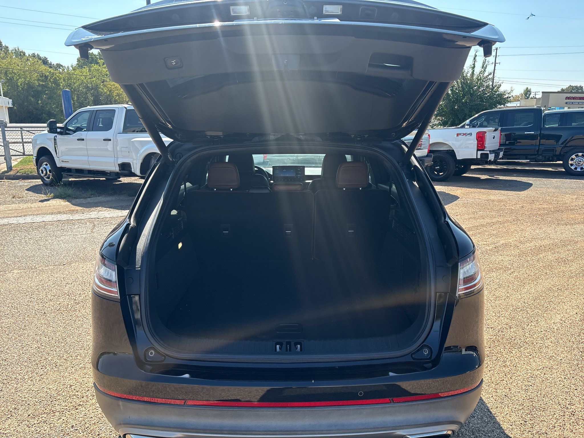 Used 2022 Lincoln Nautilus Reserve FWD image 12