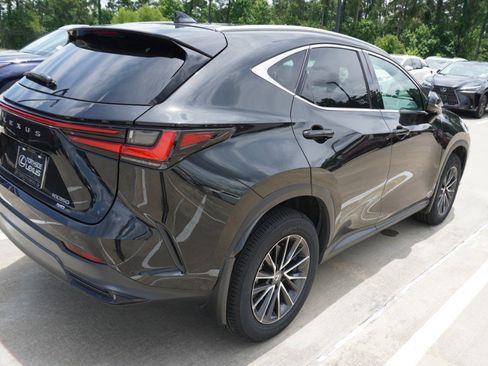 Used 2024 Lexus NX 350 AWD w/ Vision Package image 4