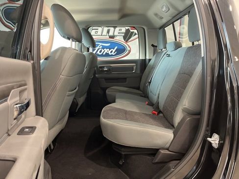 Used 2019 RAM 1500 Big Horn image 28