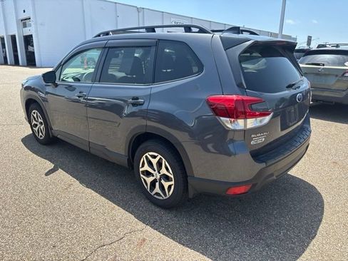Certified 2024 Subaru Forester Premium AWD/4WD image 4