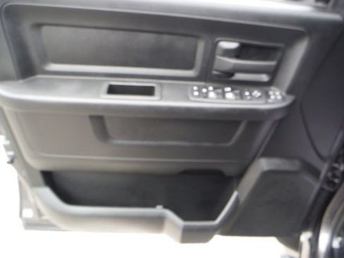 Certified 2024 RAM 2500 Tradesman w/ Chrome Appearance Group AWD/4WD image 31