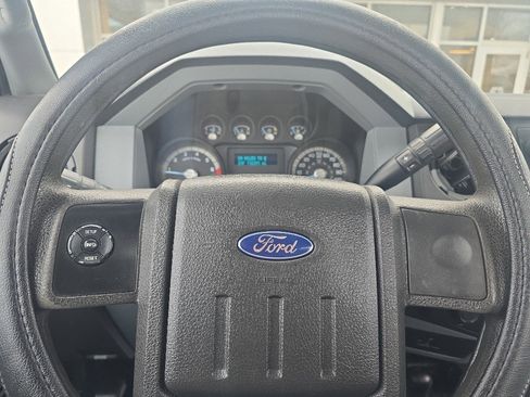 Used 2014 Ford F250 XL image 16