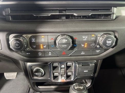 New 2026 Jeep Wrangler Sport S AWD/4WD image 22