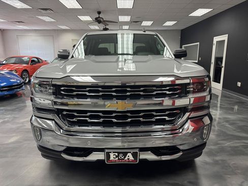 Used 2018 Chevrolet Silverado 1500 LTZ w/ Sport Package AWD/4WD image 14