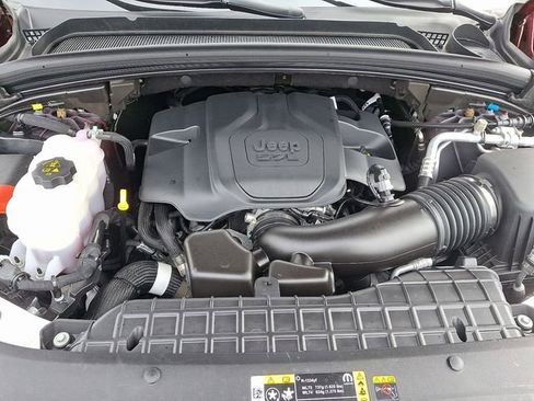 Used 2024 Jeep Grand Cherokee L Overland w/ Luxury Tech Group IV image 28