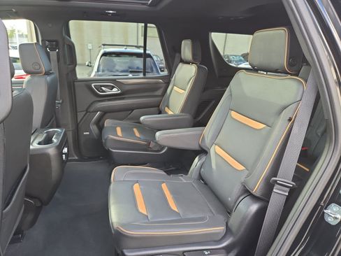 Used 2023 GMC Yukon AT4 w/ AT4 Premium Package AWD/4WD image 48