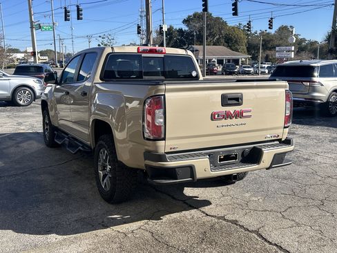 Used 2021 GMC Canyon AT4 w/ Driver Alert Package image 5