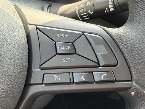 Used 2025 Nissan Sentra S FWD image 17