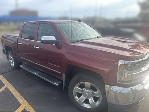 Used 2017 Chevrolet Silverado 1500 LTZ w/ Sport Package AWD/4WD image 38