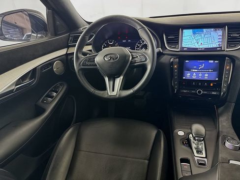 Certified 2019 INFINITI QX50 Essential w/ Sensory Package FWD image 29