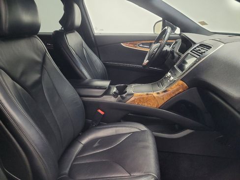 Used 2017 Lincoln MKX Reserve w/ Driver Assistance Package image 21