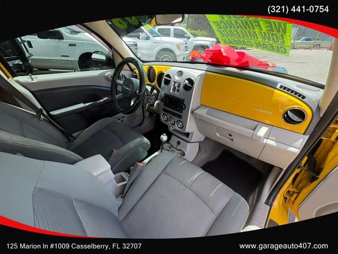 Used 2006 Chrysler PT Cruiser Touring FWD image 43