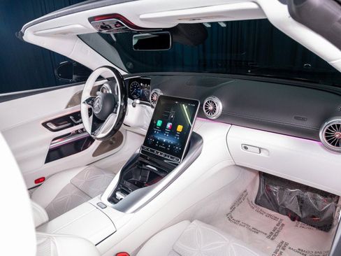 Certified 2026 Mercedes-Benz Maybach SL 680 image 8