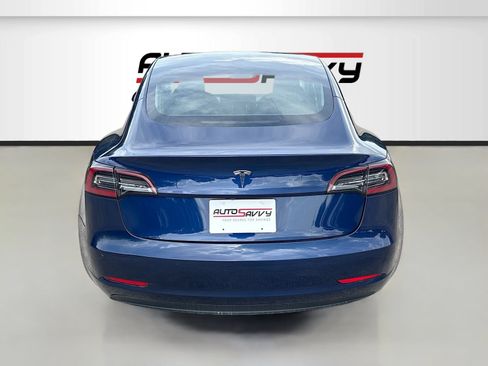 Used 2019 Tesla Model 3 Standard Range Plus RWD image 6