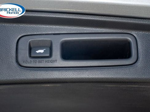 Used 2024 Honda CR-V Sport Touring image 11