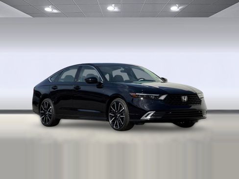 New 2026 Honda Accord Touring image 6