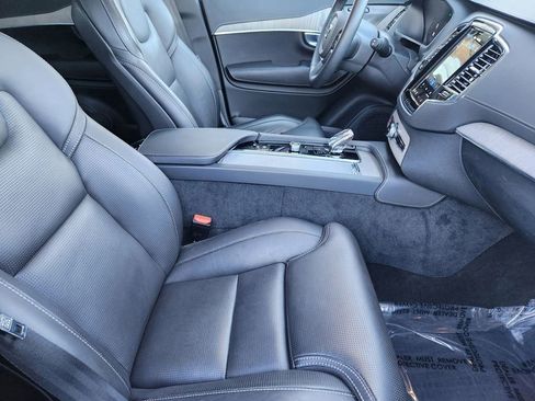 New 2025 Volvo XC90 T8 Ultra w/ Protection Package Premier image 19