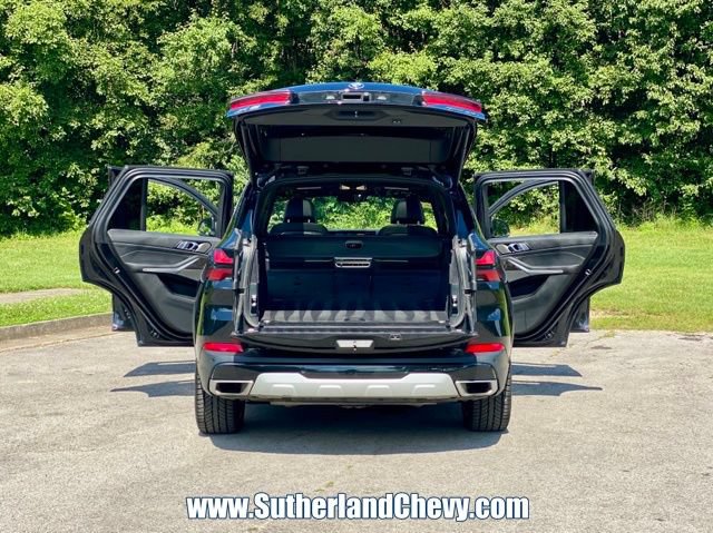 Used 2024 BMW X5 xDrive40i AWD/4WD image 45