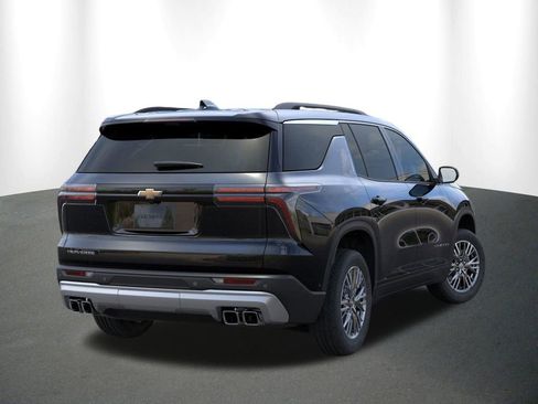 New 2026 Chevrolet Traverse LT w/ Driver Confidence Package FWD image 5