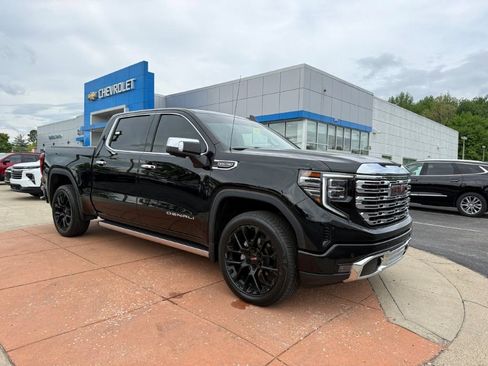 Used 2024 GMC Sierra 1500 Denali w/ Denali Reserve Package image 1