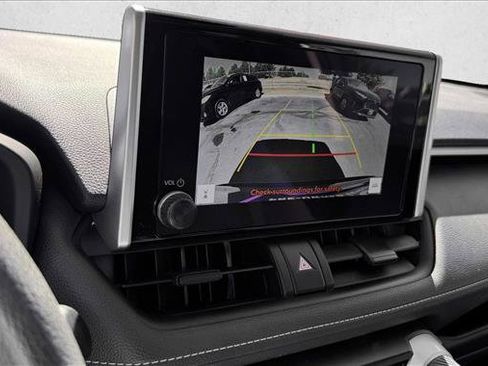 Used 2024 Toyota RAV4 LE image 15