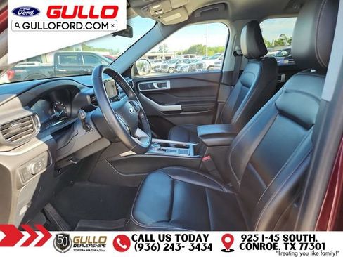 Used 2022 Ford Explorer XLT w/ Equipment Group 202A image 28