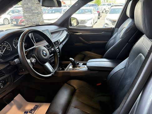 Used 2016 BMW X5 xDrive50i AWD/4WD image 2