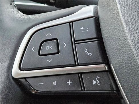Used 2025 Toyota Highlander XSE AWD/4WD image 25