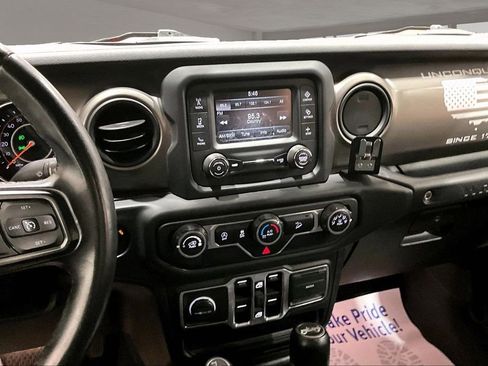 Used 2018 Jeep Wrangler Unlimited Sport S image 6