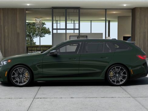 New 2027 BMW M5 Touring w/ M Driver's Package AWD/4WD image 4